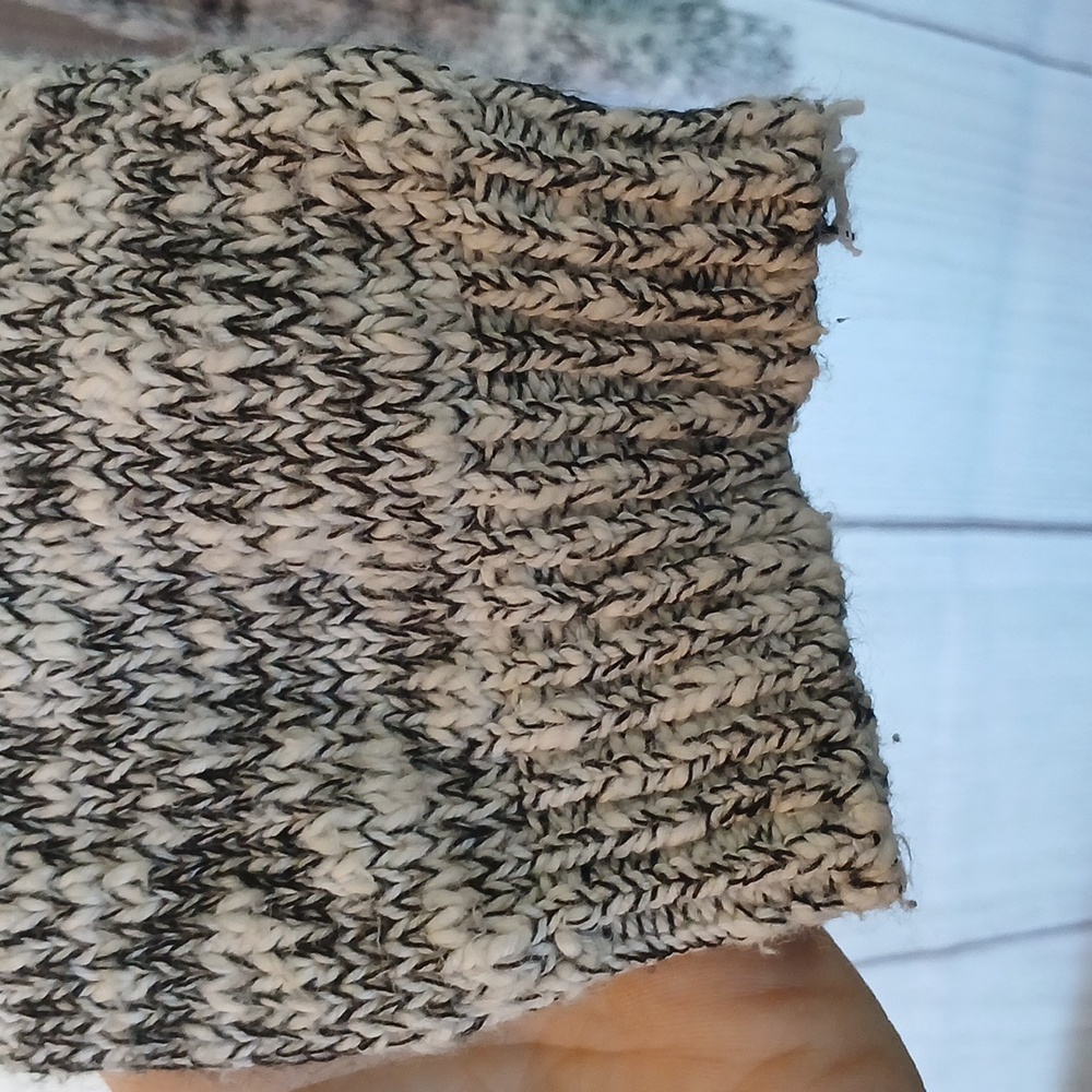 Express Split Side Pullover Sweater Size Large - image 5